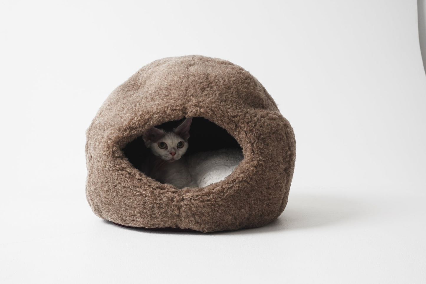 Nest Natural Woolen Pet Bed - Beige-3